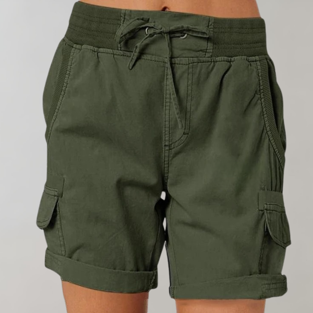 Elegante dames high-waist shorts in kaki, ademend en veelzijdig, perfect voor zomerse elegantie en comfort.