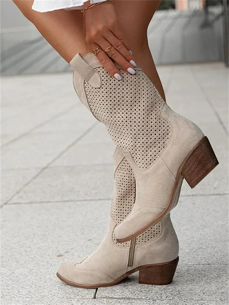 Elegante dames leren laarzen, tijdloos design, bruin, hoogwaardige afwerking, veelzijdig en comfortabel voor elk seizoen