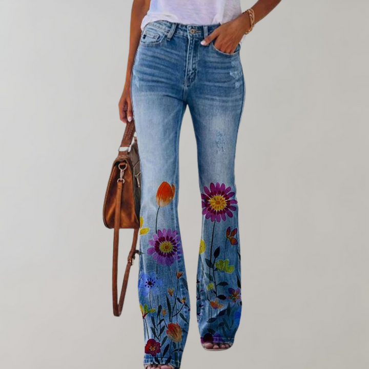 Elegante dames flare broek, moderne uitlopende pasvorm, hoogwaardige materialen, ideaal voor formele en casual outfits.