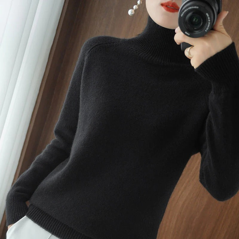 Stijlvolle dames coltrui met losse pasvorm, perfect voor een elegante en dagelijkse look.