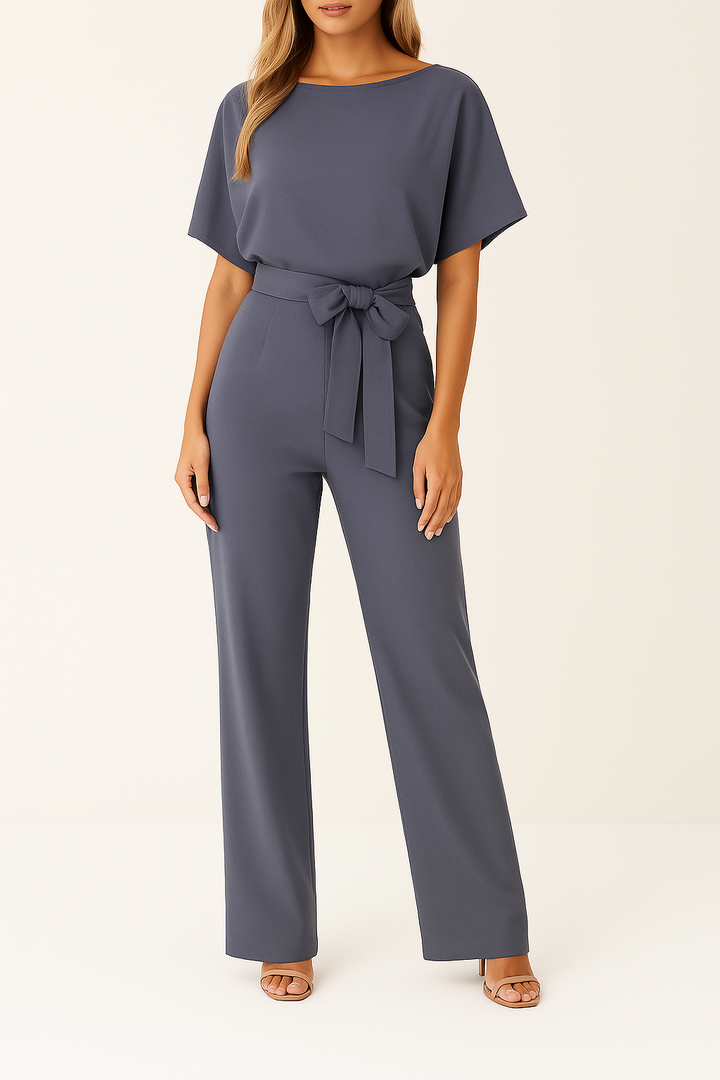 Zachte, comfortabele dames jumpsuit Sophia, met elegante pasvorm voor modebewuste vrouwen.
