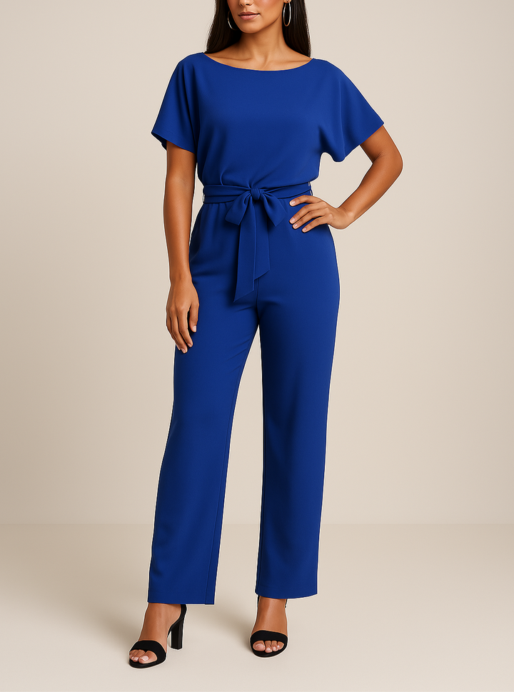 Trendy zomer outfit: Dames jumpsuit Sophia. Comfortabel en elegant voor warme dagen.