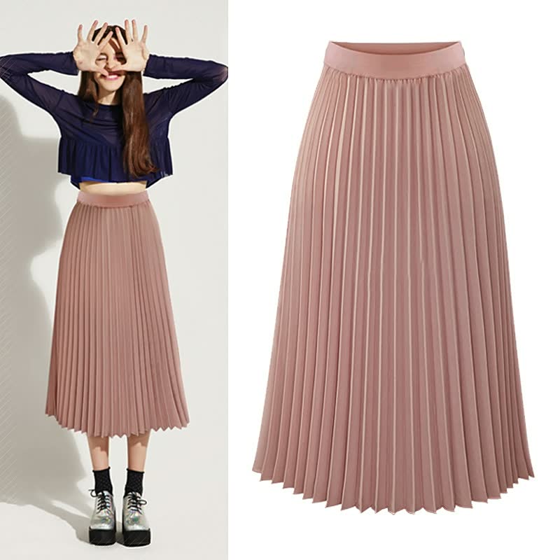 Dames plooirok met hoge taille, combineert elegantie met comfort voor een moeiteloze chique stijl.
