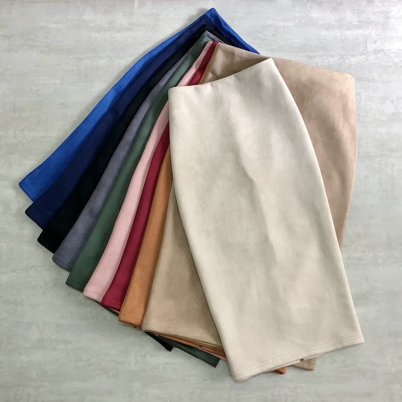 Stijlvolle ClubSkirt™ damesrok, ideaal als kantoorrok of feestkleding. Modieuze elegante damesmode.