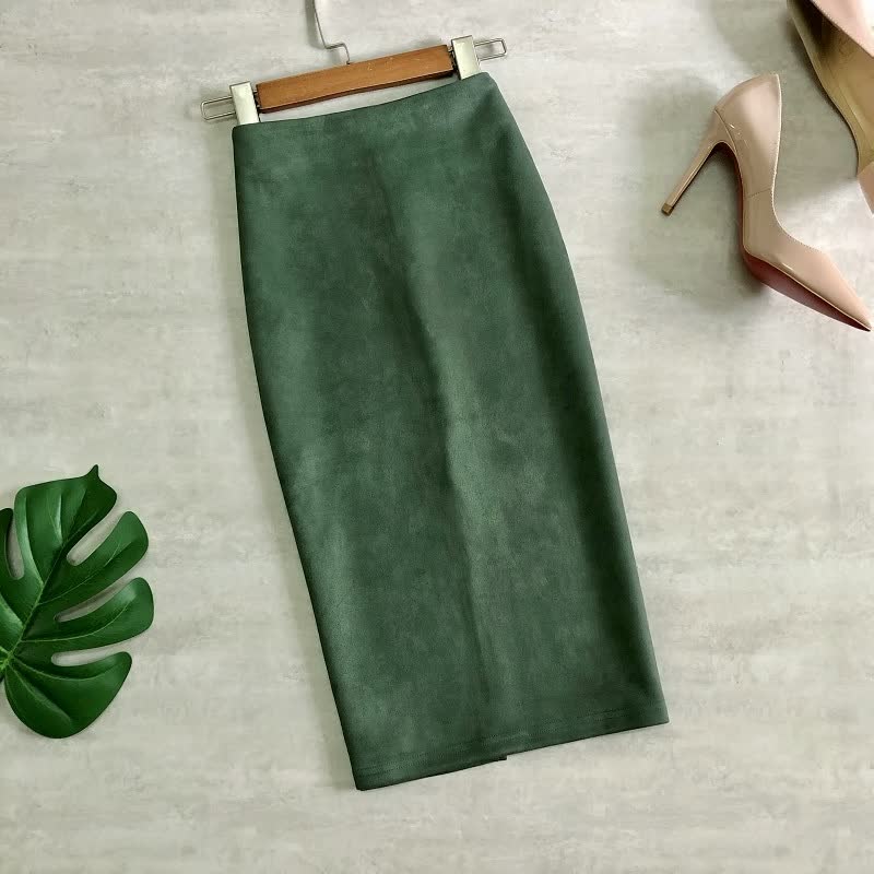 Veelzijdige damesmode: de ClubSkirt™ elegante rok in diverse kleuren. Ideaal als avond- of kantoorrok.