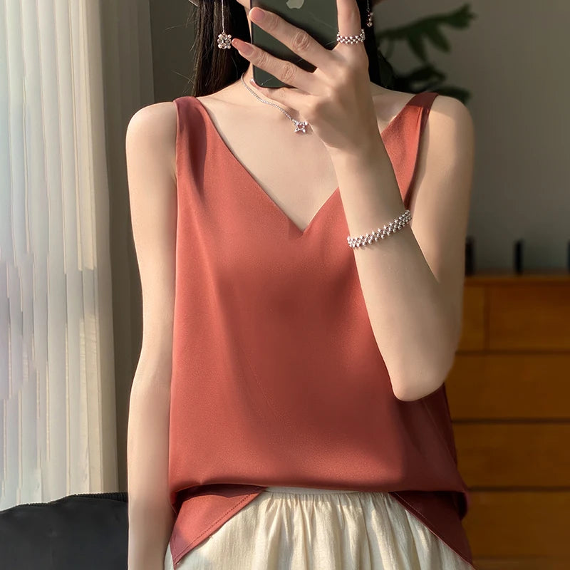 Veelzijdige damestop; ideaal als casual top of elegante blouse. Stijlvolle kleding voor vrouwen.