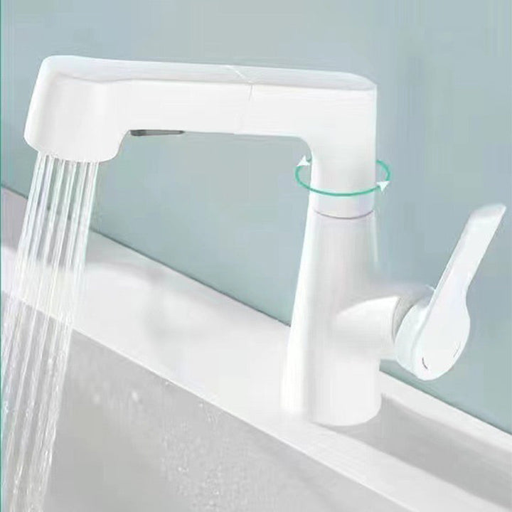 Elegante eéngreeps wastafelkraan van chroom met uittrekbare sproeikop, perfect voor moderne badkamers.