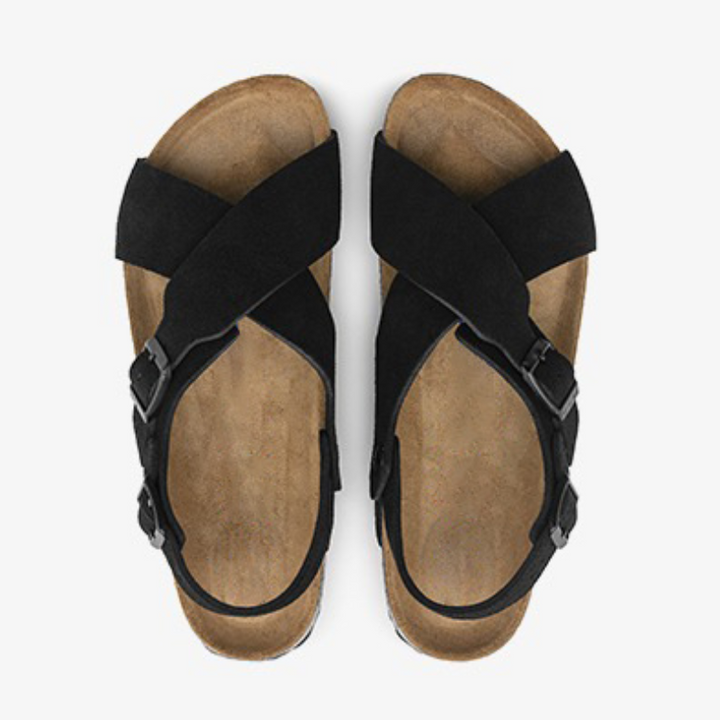 Elegante grijze suède kruisband sandalen voor dames, ideaal voor comfort en stijl bij elke gelegenheid.