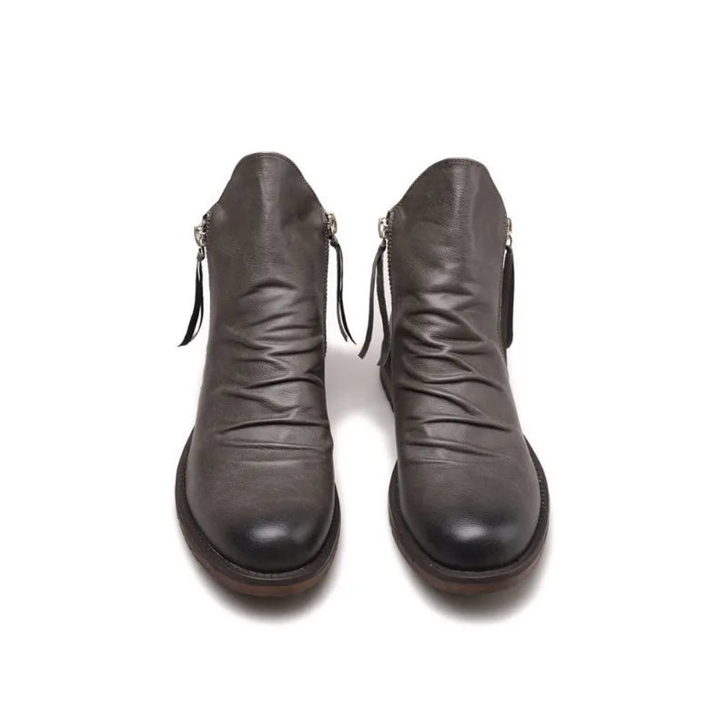 Elegante heren Chelsea laarzen van bruin en grijs leer met ritssluiting en antislip rubberen zool. Perfect voor elke gelegenheid.