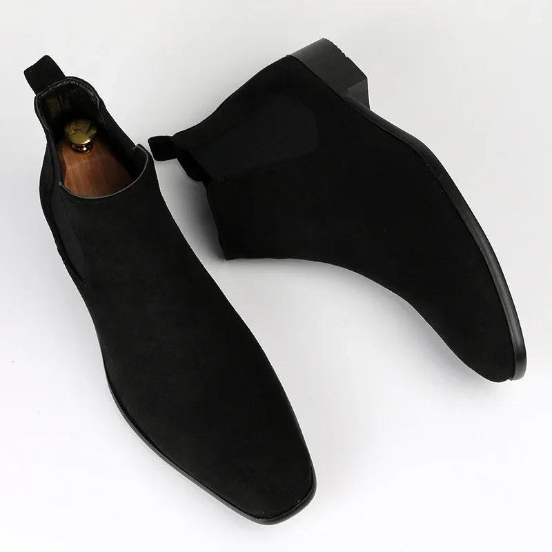 Elegante heren Chelsea laarzen met elastische zijkanten en treklus, bruin en stijlvol, perfect voor elke gelegenheid.