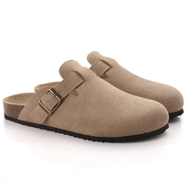 Stijlvolle suède loafers voor heren, zacht suède, klassiek design, comfortabel, ideaal voor de veeleisende heer