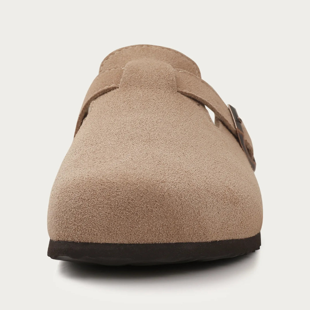 Stijlvolle suède loafers voor heren, zacht suède, klassiek design, comfortabel, ideaal voor de veeleisende heer