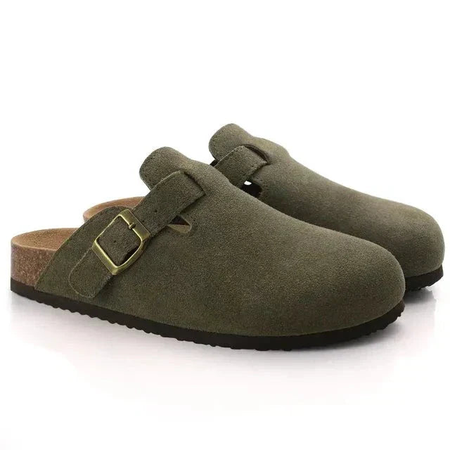 Stijlvolle suède loafers voor heren, zacht suède, klassiek design, comfortabel, ideaal voor de veeleisende heer