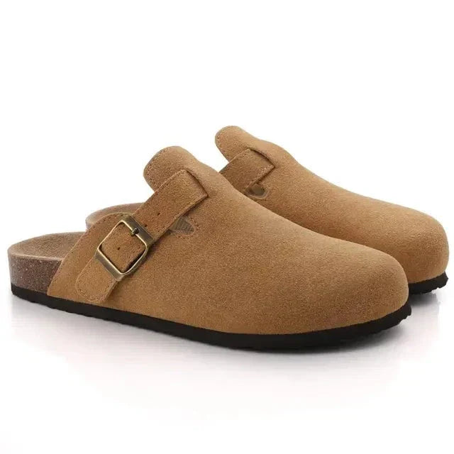Stijlvolle suède loafers voor heren, zacht suède, klassiek design, comfortabel, ideaal voor de veeleisende heer