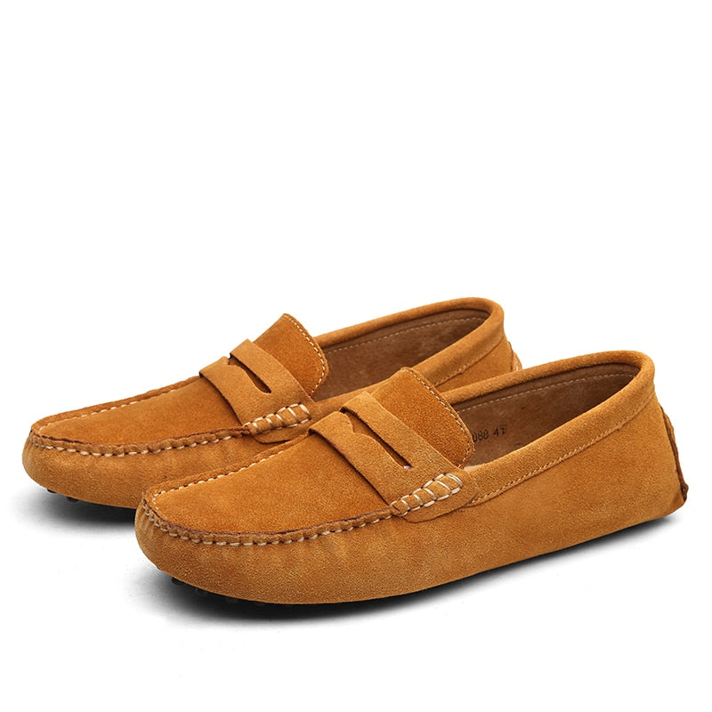 Heren loafers met kwastjes, elegante Italiaanse instappers die een vleugje klasse toevoegen.
