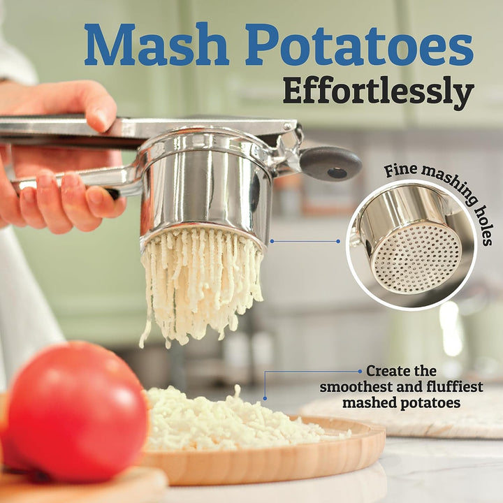 Elegante roestvrijstalen aardappelpers met antislip siliconen handgrepen voor moeiteloos persen en romige puree.