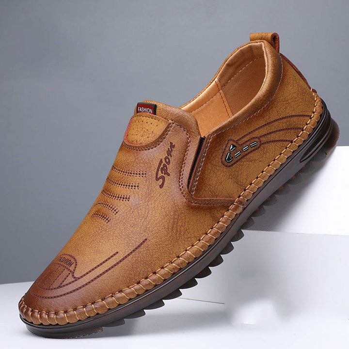 Stijlvolle kaki leren herenschoenen met stevige rubberen zool, ideaal voor herfst en winter, biedt comfort en stijl.