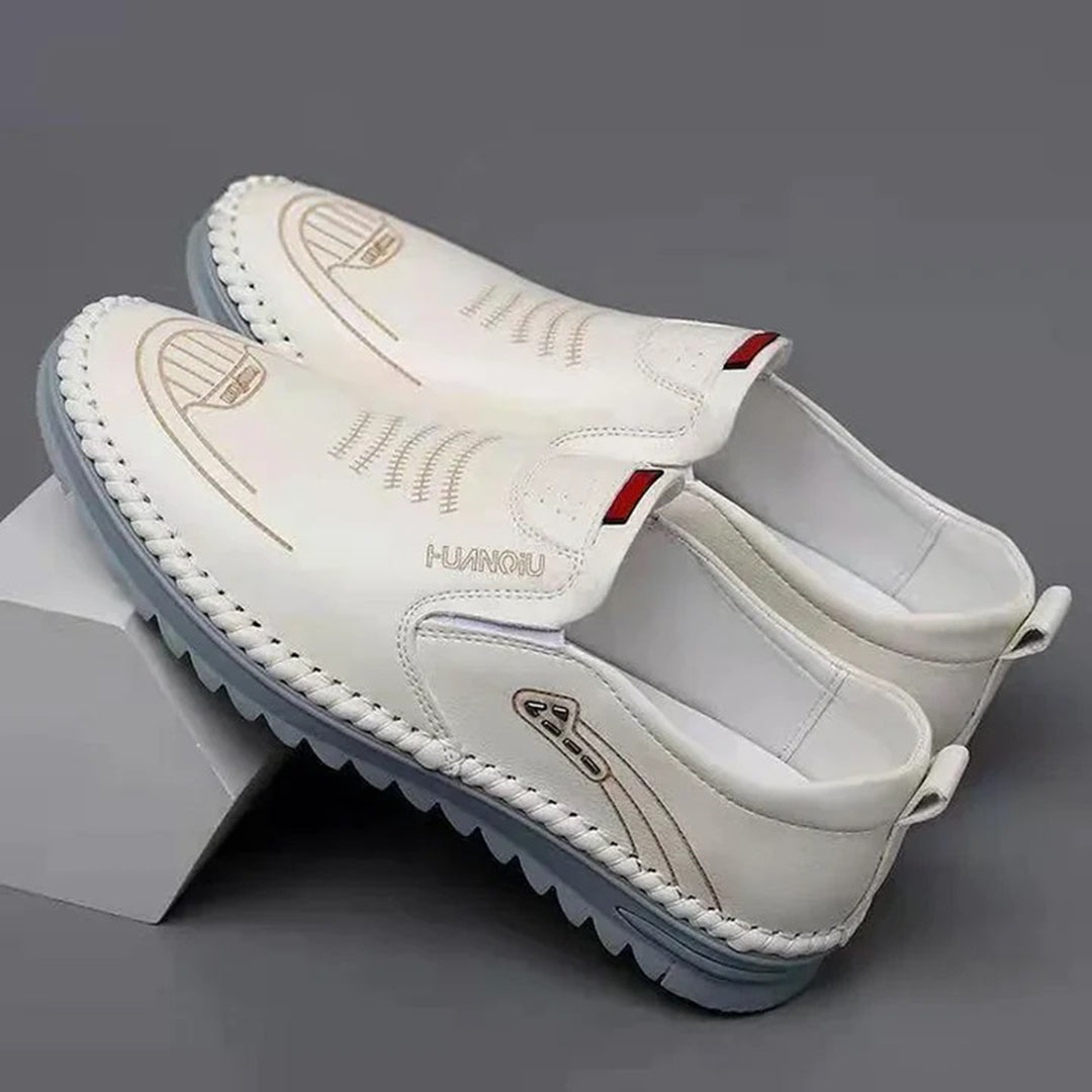 Stijlvolle kaki leren herenschoenen met stevige rubberen zool, ideaal voor herfst en winter, biedt comfort en stijl.