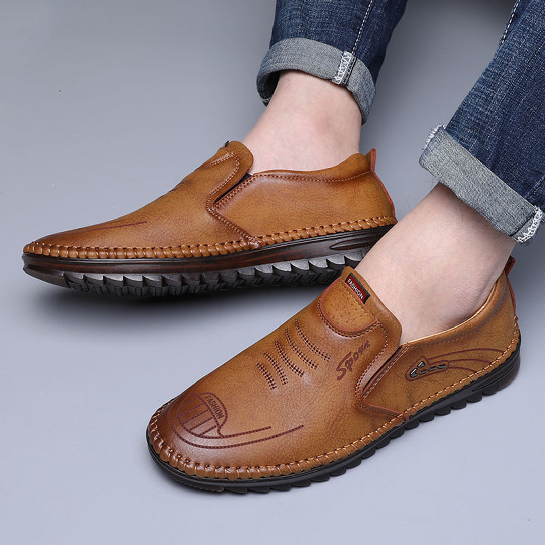 Stijlvolle kaki leren herenschoenen met stevige rubberen zool, ideaal voor herfst en winter, biedt comfort en stijl.