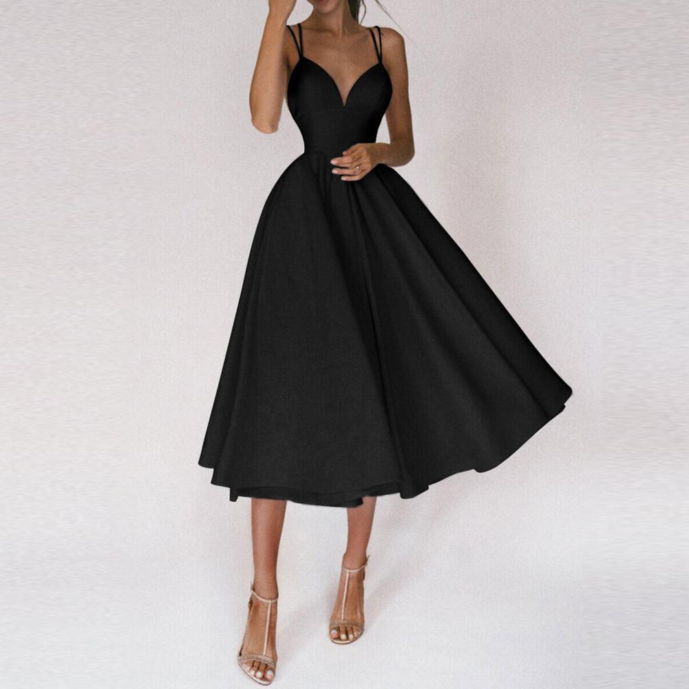 Veelzijdige dames gelegenheidsjurk, comfortabel en klassiek elegant voor diverse feesten.