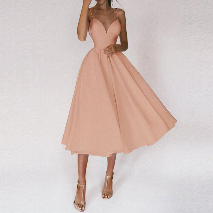 Tijdloze klassieke dames avondjurk, elegant en comfortabel voor speciale momenten.