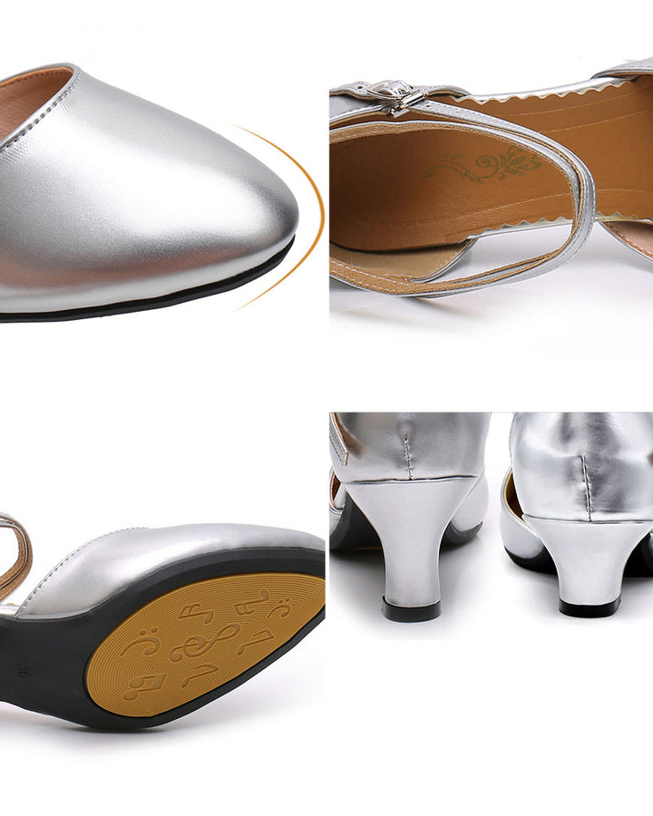 Zilveren chique blokhakken voor dames, ideaal voor comfort en modieuze elegantie.