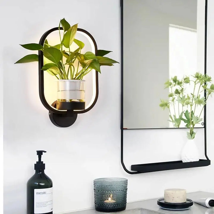 Elegante LED-Planten-Wandlamp met plantenhouder, modern design, warm licht, ruimtebesparend, natuurlijke woonstijl