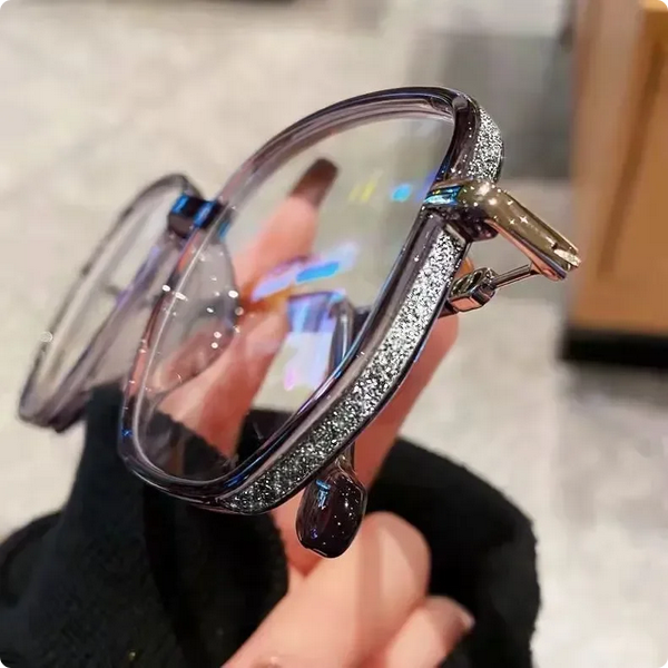 Elegante luxe leesbril in bruin, veelzijdige elegantie voor dames, sterktes +1.0 tot +4.0, tijdloos design.