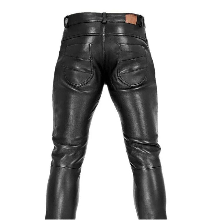 Elegante op maat gemaakte herenbroek met ergonomische snit en functionele zakken in stijlvol design.