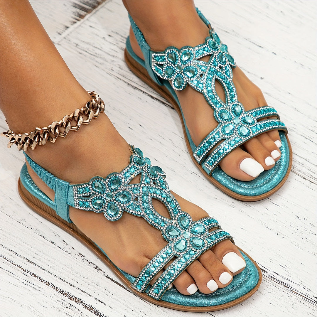 Elegante orthopädische Boho-Sandale, seitliche Ansicht, atmungsaktive Materialien, stabile Sohle, ideal für Damenkomfort.