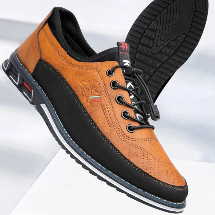 Zwarte heren Oxford-schoenen, met aandacht voor detail en superieur comfort.