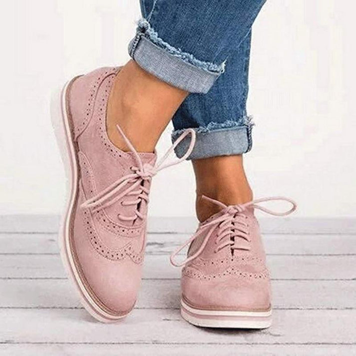 Elegante veterschoenen in blauw, grijs, kaki, roze, zwart; stijlvol, comfortabel, veelzijdig; damesmode hoogtepunt.