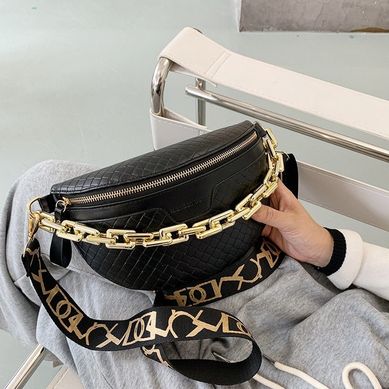 Trendy zwarte Shana crossbodytas voor dames, PU leren avondtasje met verstelbare band, perfect voor festivals.