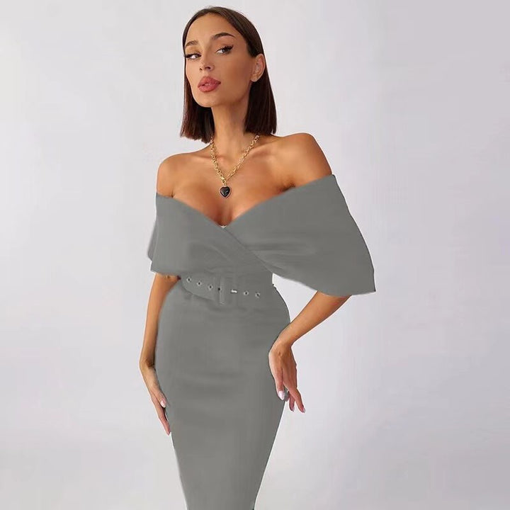 Moderne vrouwenmode: veelzijdige off-shoulder jurk, comfortabel en elegant voor elke gelegenheid.