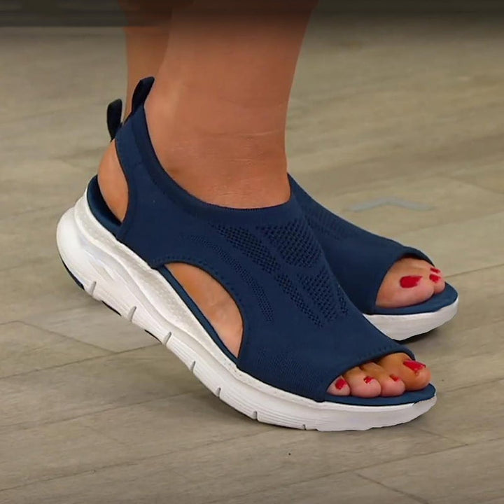 Elegante zachte damessandalen met ergonomische pasvorm in klassiek design, verkrijgbaar in blauw, bruin, roze en zwart.
