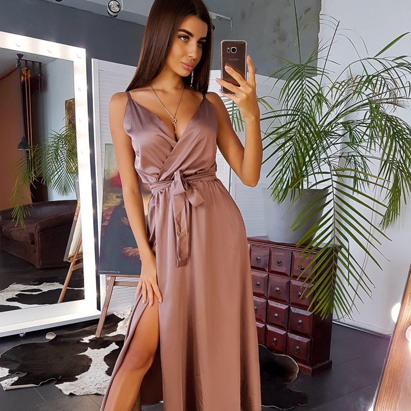 Elegante Yasmins maxi jurk voor dames, perfect voor zomerse dagen. Verkrijgbaar in diverse kleuren en maten S-XXL.