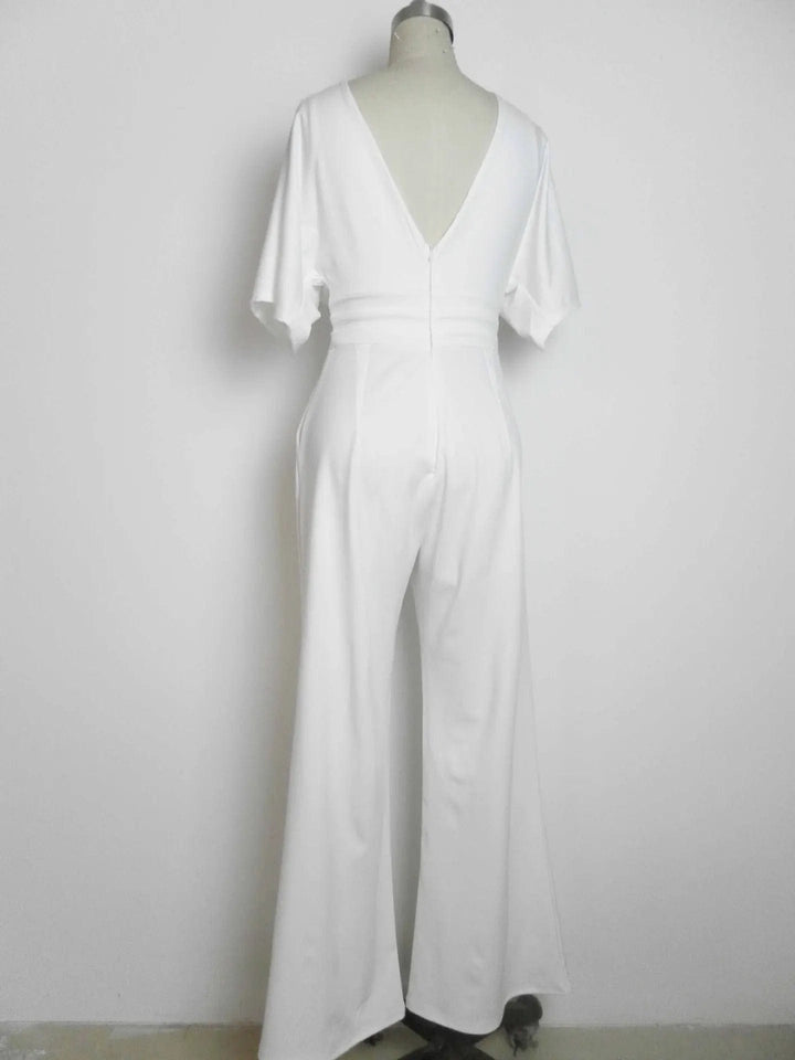 "Eleganter Damen-Jumpsuit mit V-Ausschnitt, Dolman-Ärmeln, elastischem Bund und weiten Hosen in Schwarz und Weinrot."