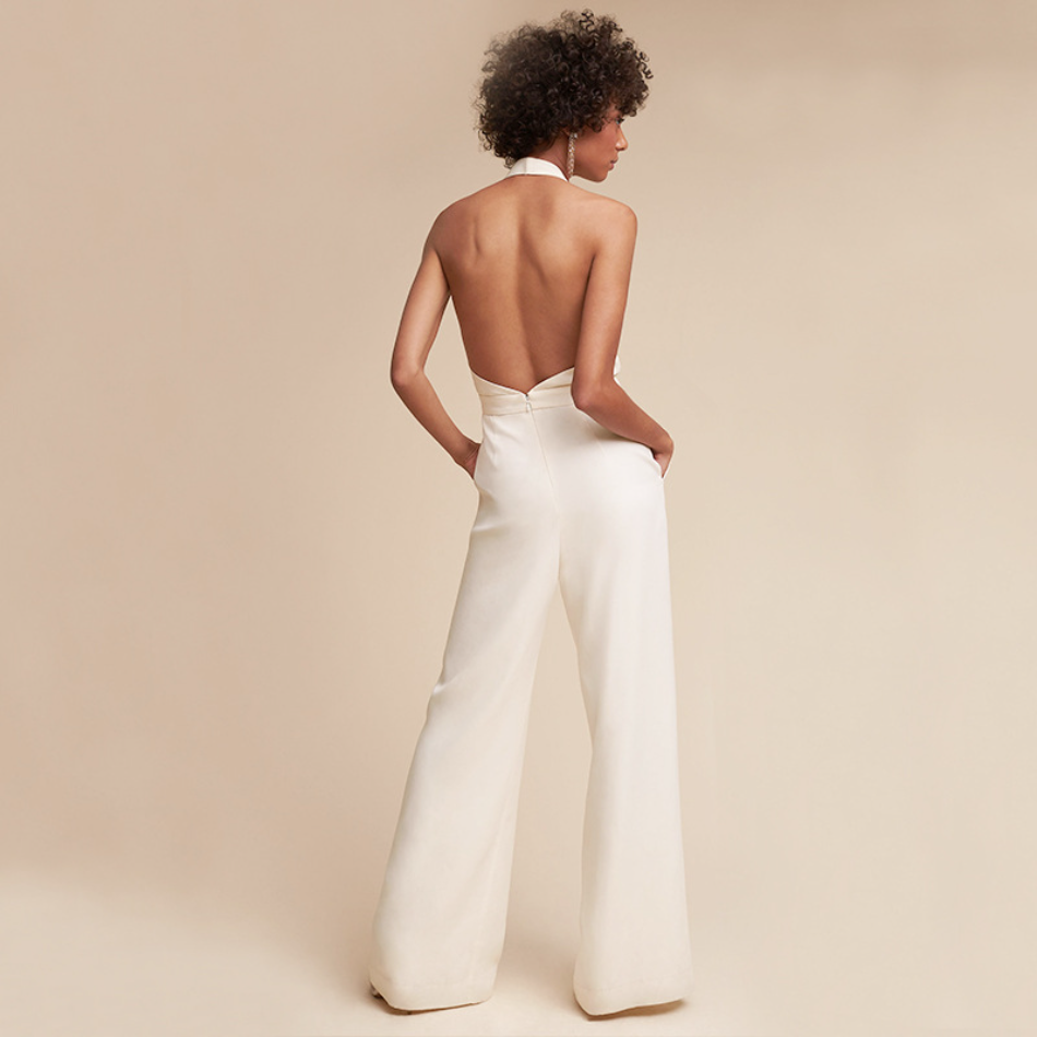 Elegante, effen lange jumpsuit voor dames, met een klassieke snit, ideaal voor elke gelegenheid.