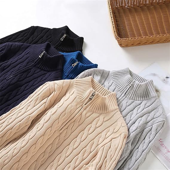 Elegante grijze heren kabeltrui met halve rits, biedt warmte en klassieke stijl voor koude dagen.