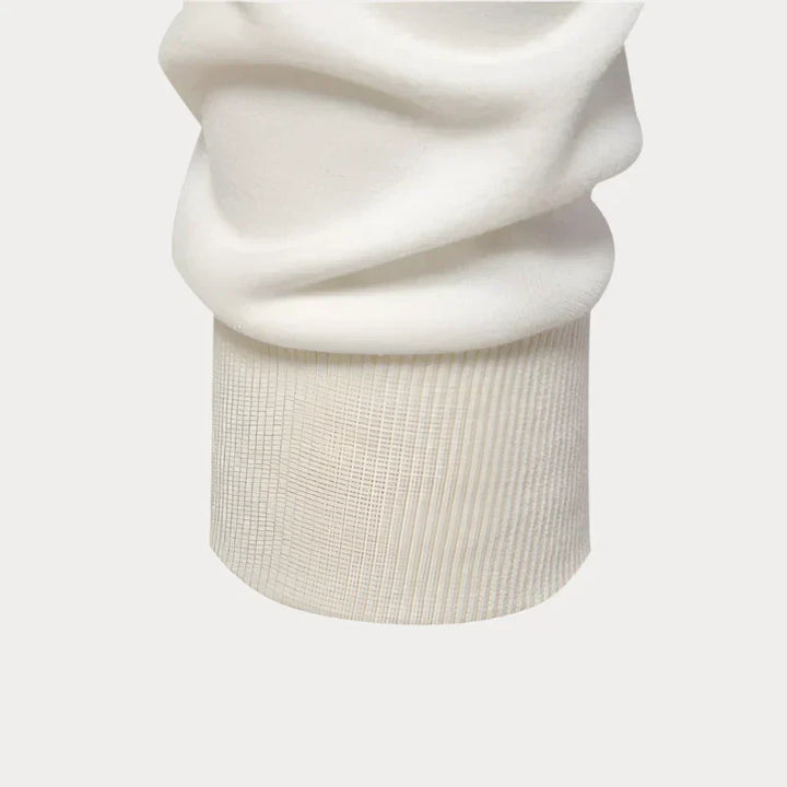 Stijlvolle grijze heren coltrui met hoge kraag, ideaal voor comfort op koele dagen. Perfect voor een casual look.