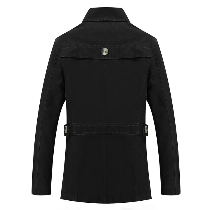 Heren Trenchcoat in beige, lange getailleerde silhouet, ideaal voor de herfst, veelzijdig ontwerp voor elke gelegenheid.