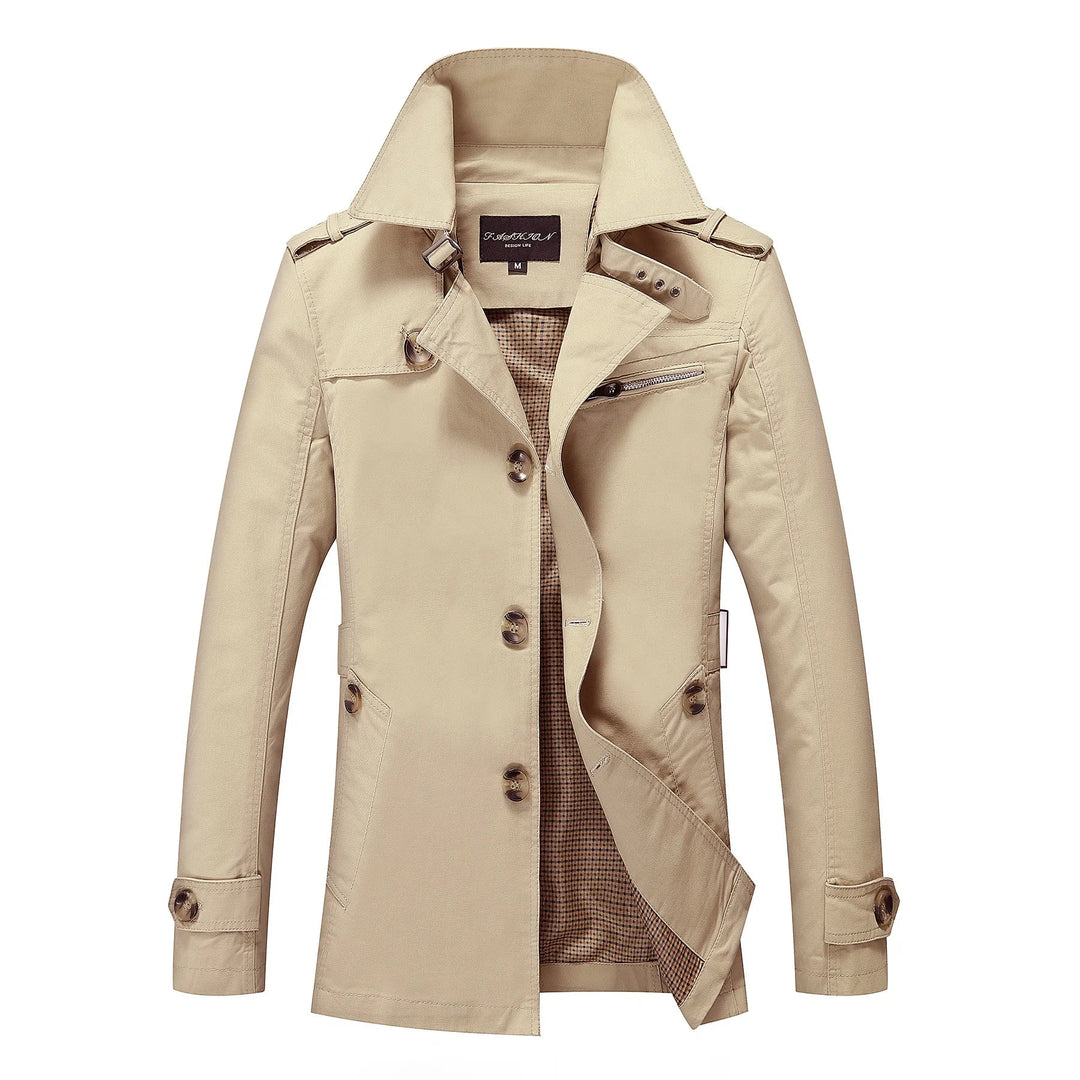 Heren Trenchcoat in beige, lange getailleerde silhouet, ideaal voor de herfst, veelzijdig ontwerp voor elke gelegenheid.