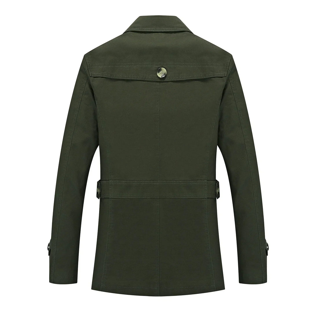 Heren Trenchcoat in beige, lange getailleerde silhouet, ideaal voor de herfst, veelzijdig ontwerp voor elke gelegenheid.
