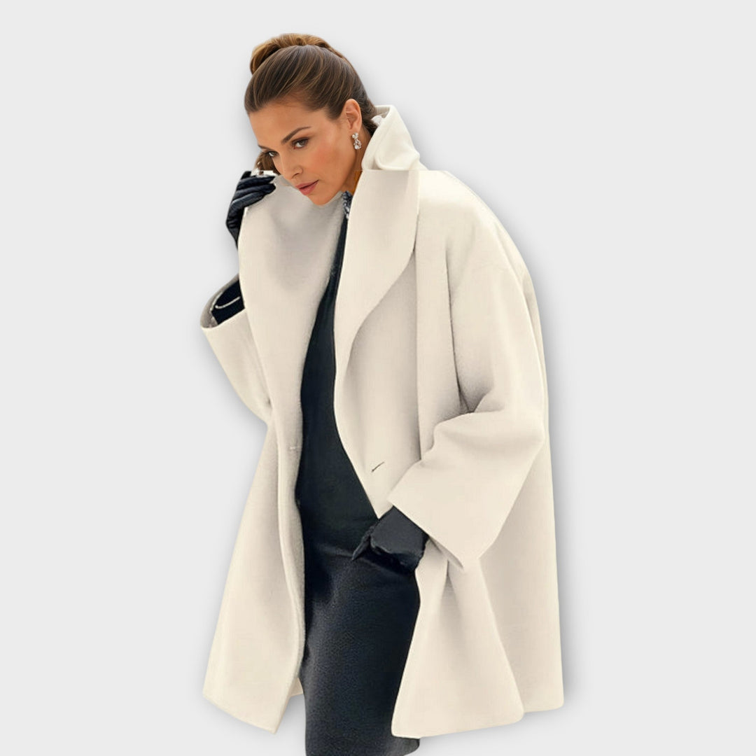 Comfortabele en warme dames wollen jas, tijdloze stijl.