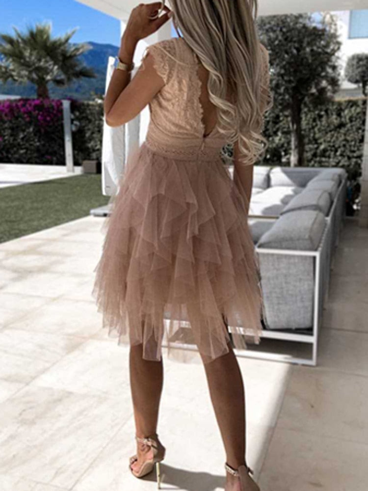Elegant dames chiffon cocktailjurk met ruches, verleidelijke details, ideaal voor feesten, bruiloften, soepele stof
