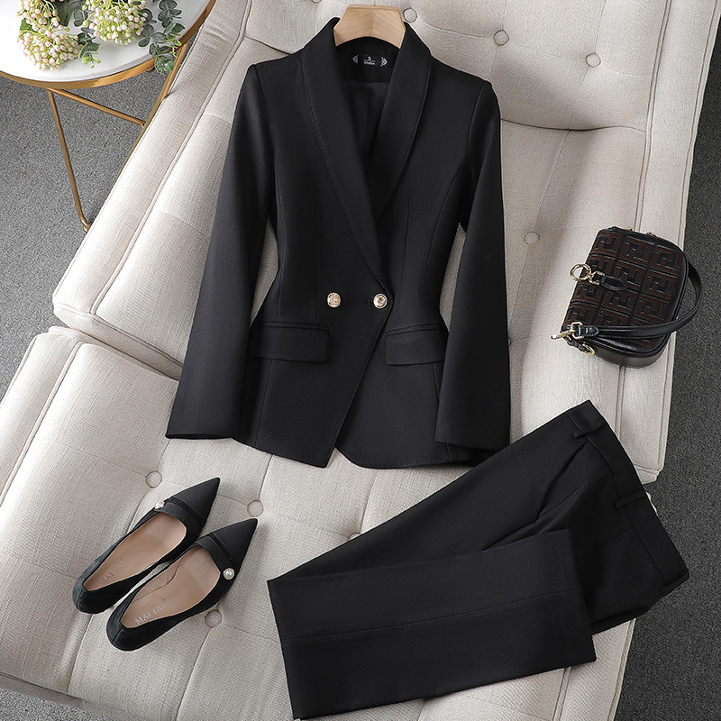 Elegant Dames Blazer & Broek Set in Zwart, Bourgondisch Rood of Goudoranje, met perfecte pasvorm en stijlvol design.
