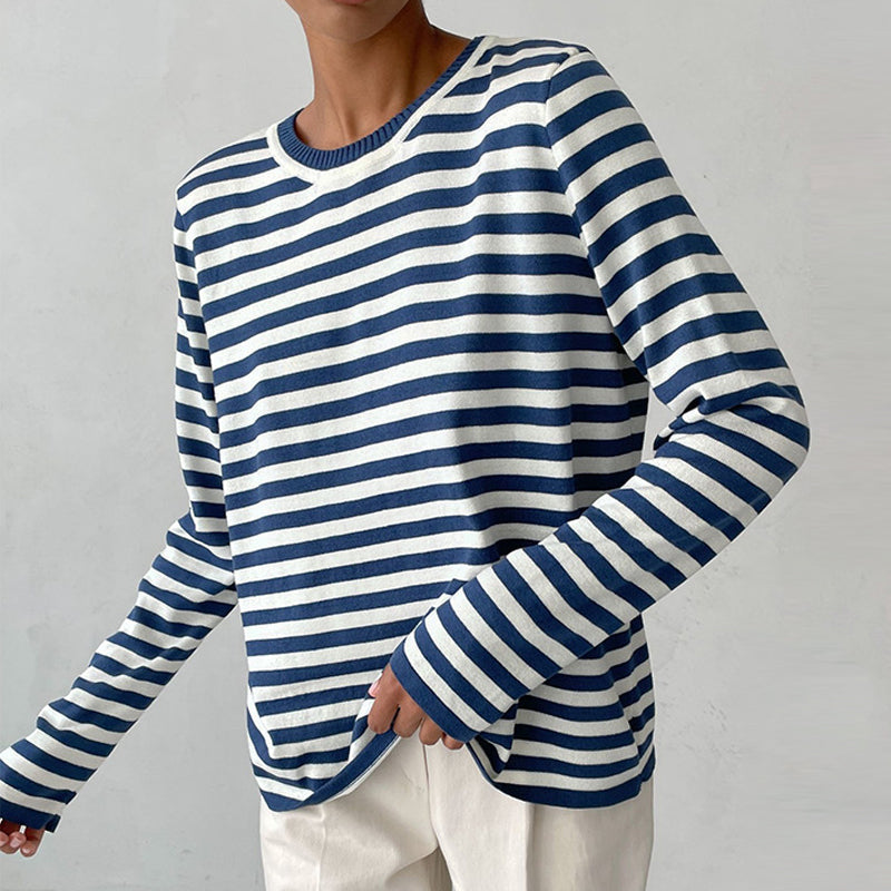 Elegant gestreept damesshirt, lichtgewicht, ronde hals, subtiele strepen, ideaal voor de zomer, stijlvolle vrijetijdslook