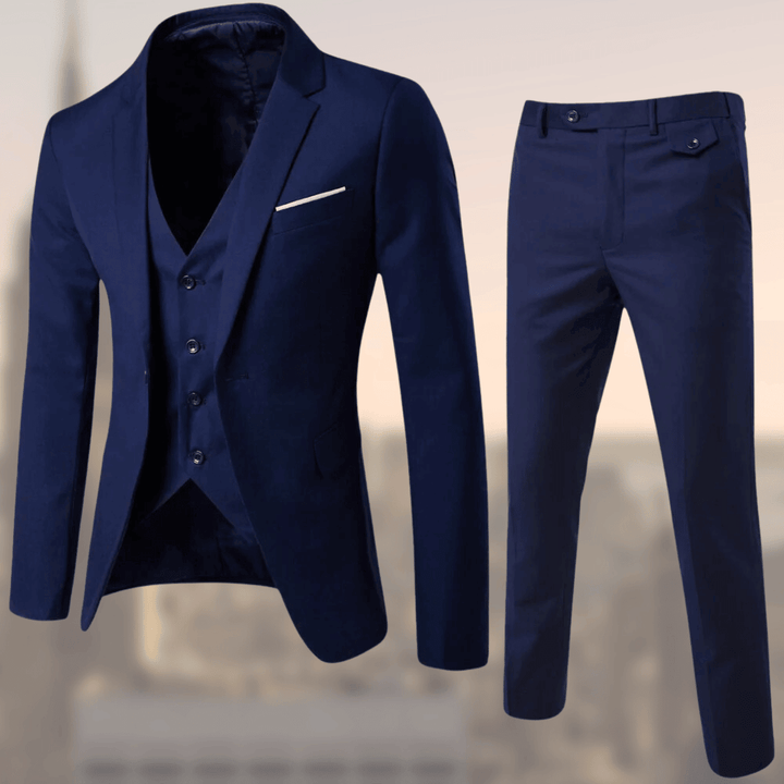 Elegant herenpak set met colbert, gilet en broek, in klassieke kleuren zoals zwart en marineblauw. Ideaal voor evenementen.