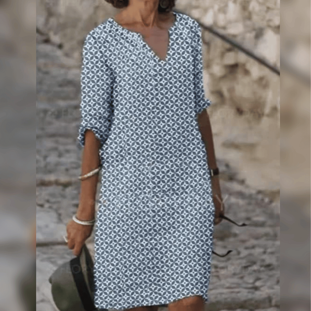 Elegante handgemaakte katoenen zomerjurk voor dames, ademend, met een flatterend silhouet, perfect voor warme dagen.
