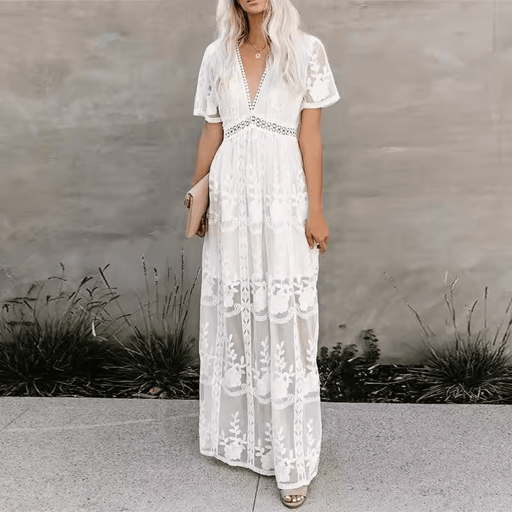 Winifredim Witte Maxi-jurk Dames met details van de stof en de pasvorm.